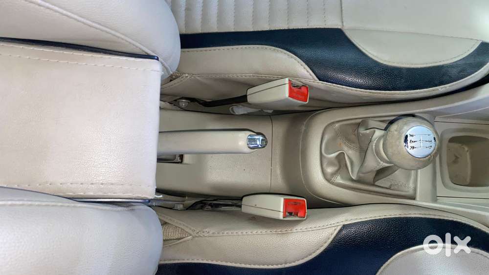 Maruti Suzuki Swift Dzire 2015-2017 Vdi, 2015, Diesel