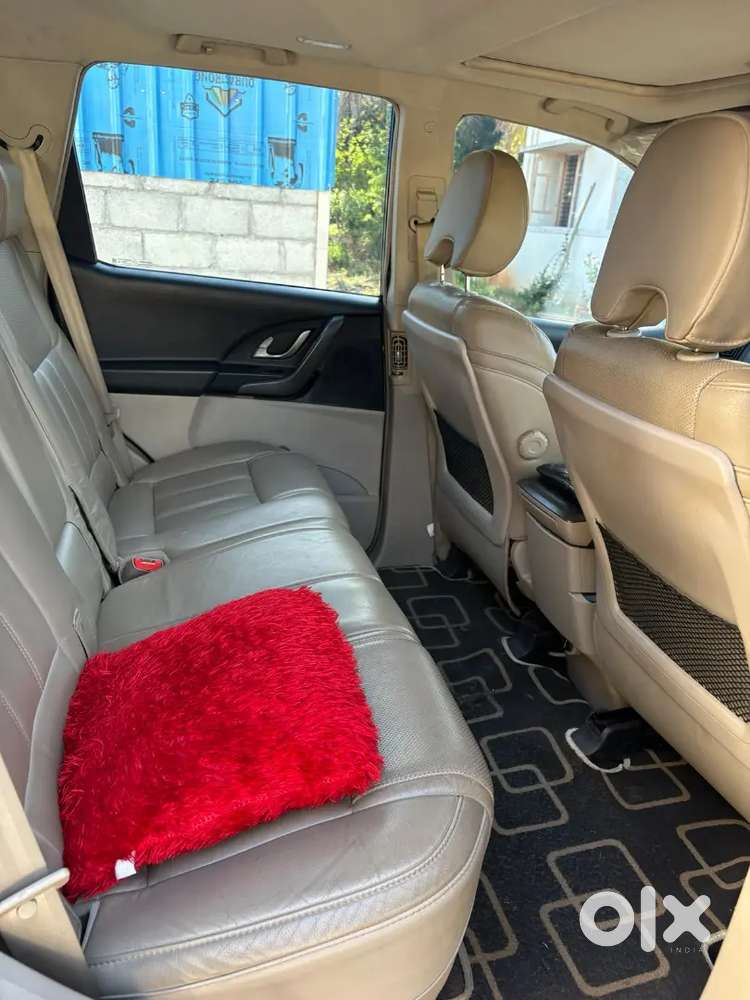 Mahindra Xuv500 2016 Diesel 84000 Km Driven