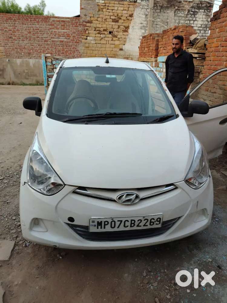 Hyundai Eon 2012 Petrol Well Maintained