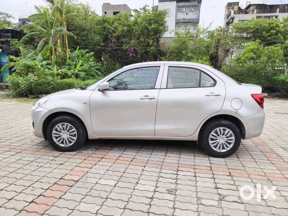 Maruti Suzuki Dzire 1.2 Lxi, 2019, Petrol