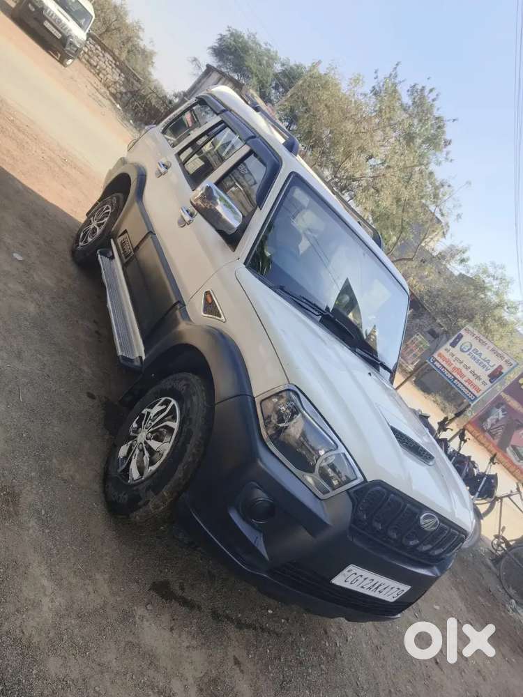 Mahindra Scorpio Classic 14 Diesel 98000 Km Driven