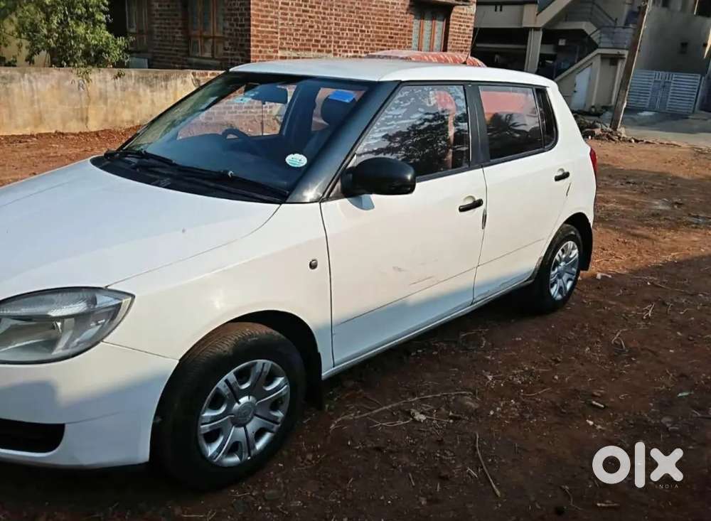 Skoda Fabia 2010 Petrol 64000 Km Driven