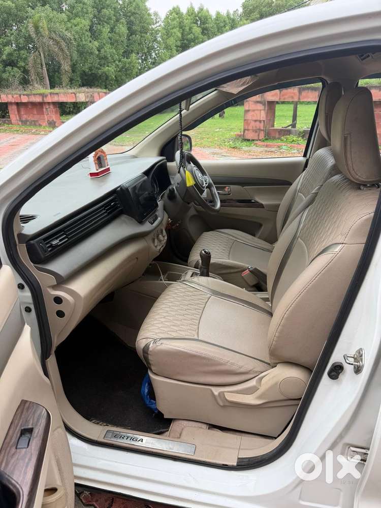 Maruti Suzuki Ertiga Vxi Cng, 2022, Cng & Hybrids