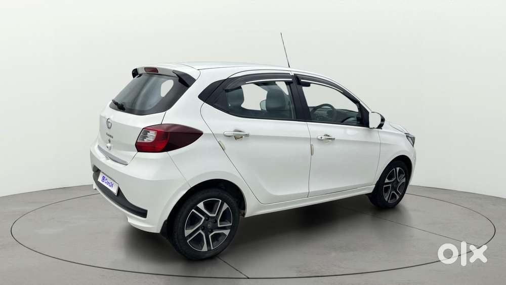 Tata Tiago 1.2 Revotron XZ Plus, 2022, Petrol