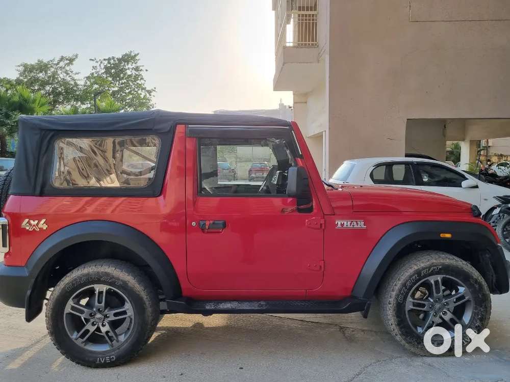 Thar Lx 4x4 Diesel Automatic 32000km Convertible Top Rage Red