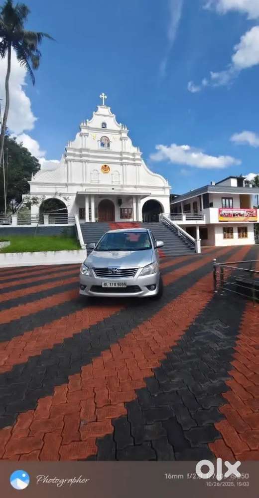Toyota Innova 2013 Diesel Well Maintained
