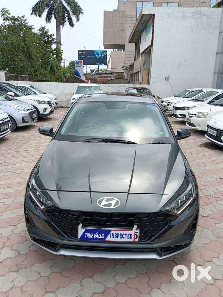 Hyundai I20 1.4 Asta (o) At With Sunroof, 2023, Petrol