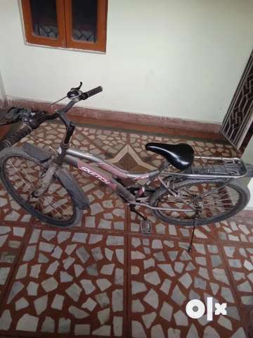 Cycle best sale 2000 rupees