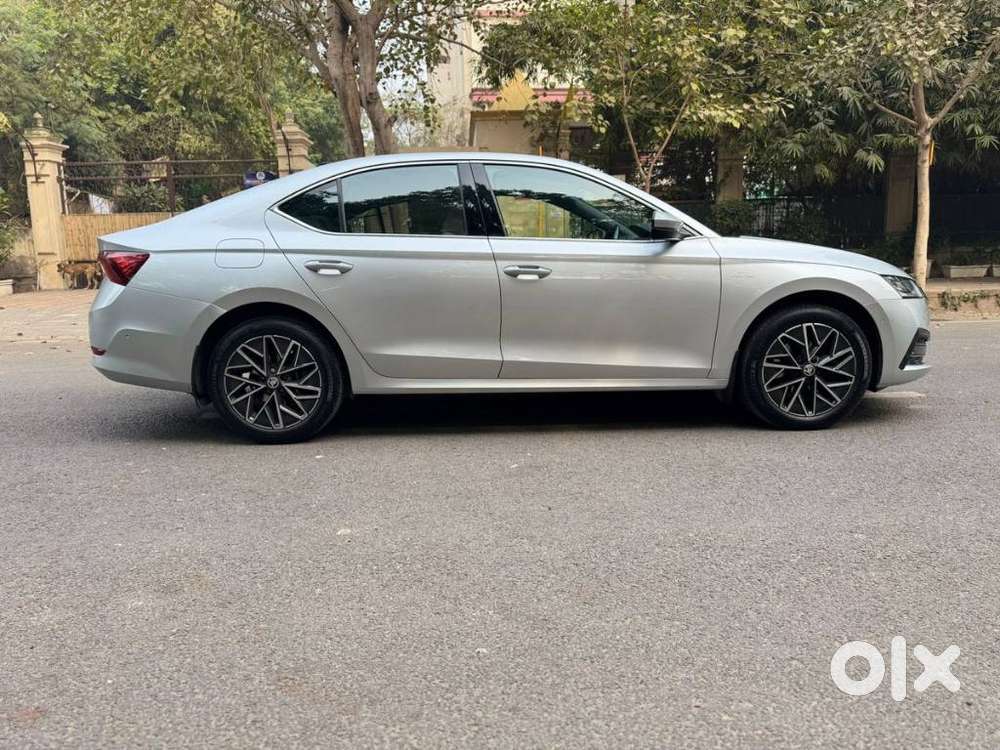 Skoda Octavia 2.0 L K Tsi At, 2022, Petrol