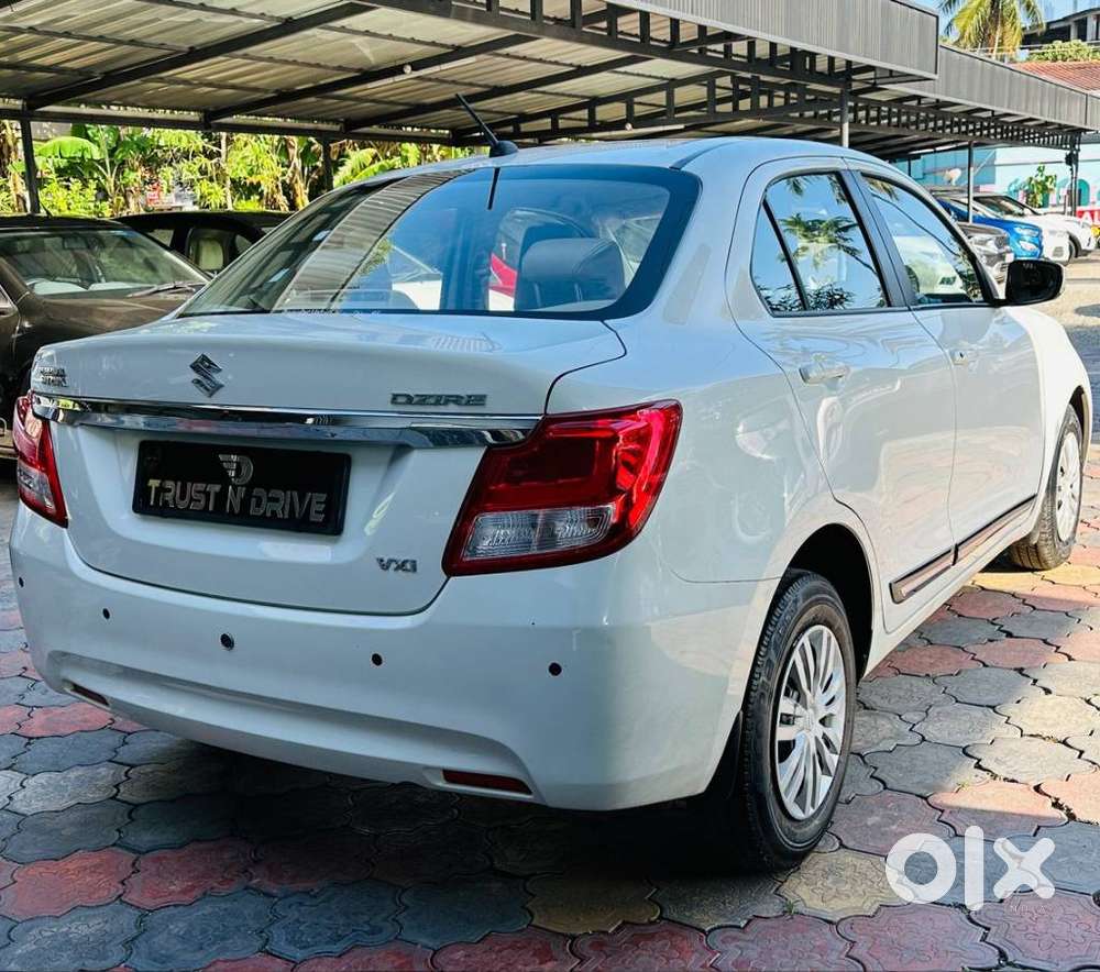 Maruti Suzuki Swift Dzire 1.2 Vxi, 2017, Petrol