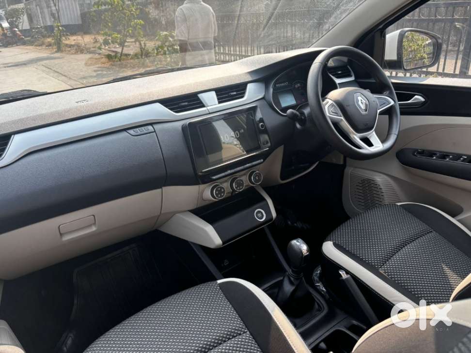 Renault Triber Rxz, 2020, Petrol