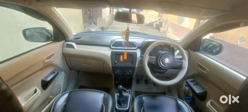 Maruti Suzuki Dzire 2022 Petrol 81000 Km Driven
