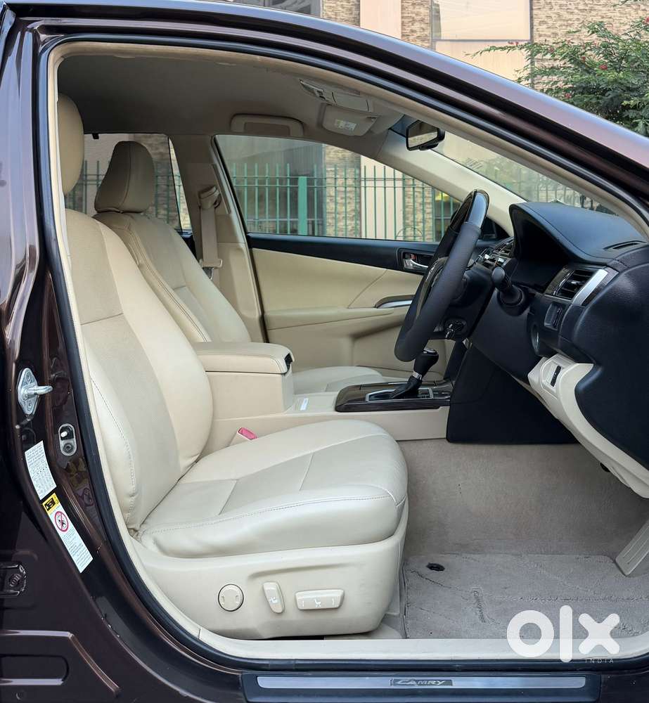 Toyota Camry Hybrid 2.5, 2017, Petrol