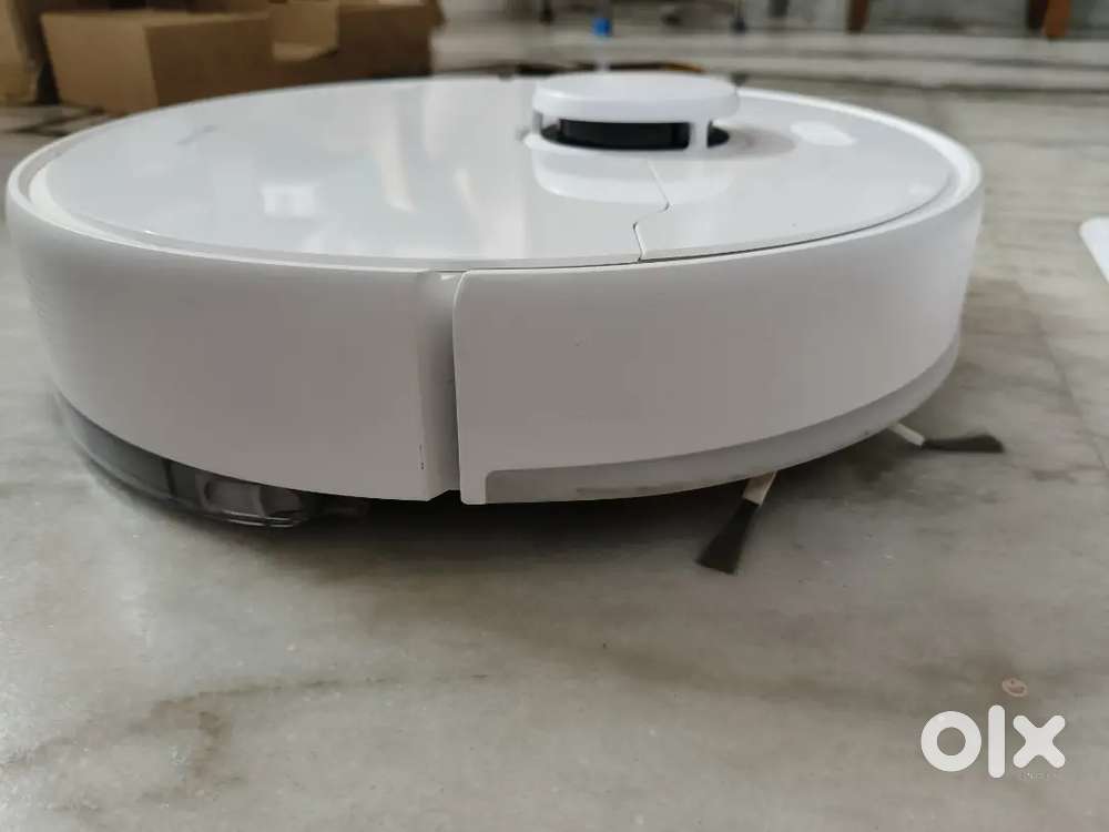 Robo vaccum cleaner