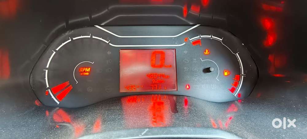 Renault Triber Rxl, 2022, Petrol