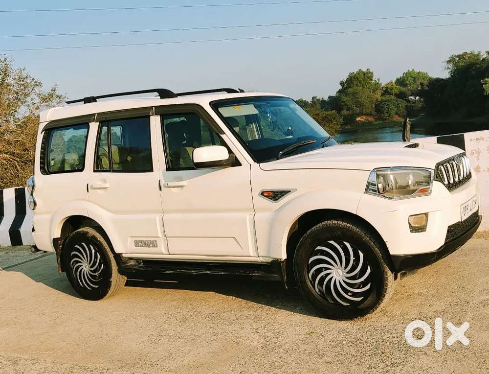 Mahindra Scorpio Classic