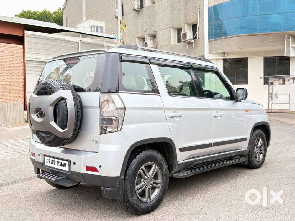 Mahindra Tuv 300 T10, 2020, Diesel