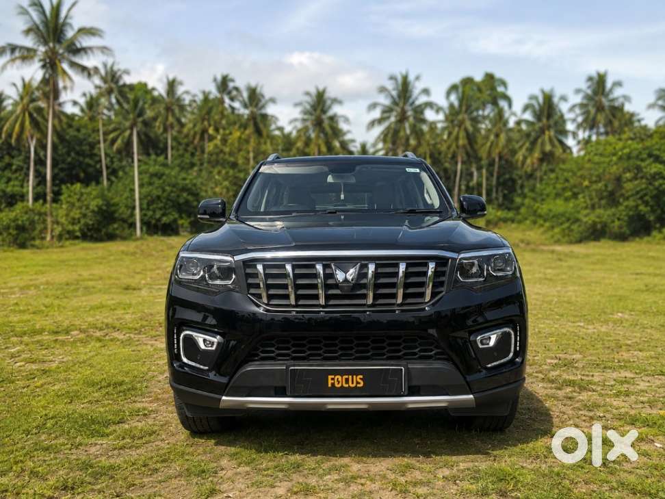 Mahindra Scorpio, 2023, Petrol