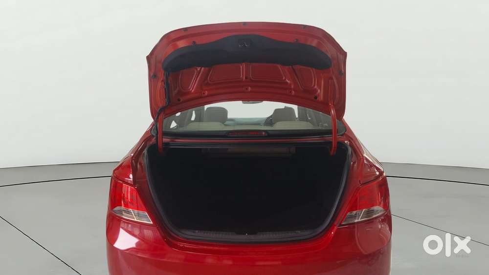 Hyundai Verna 1.6 Sx Vtvt, 2017, Petrol