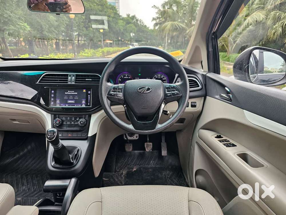 Mahindra Marazzo M8, 2018, Diesel