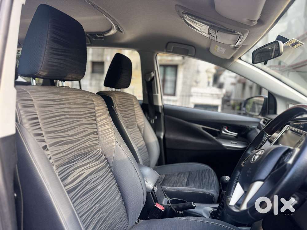 Toyota Innova Crysta