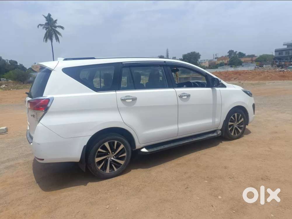 Toyota Innova Crysta [2020-ongoing] 2.7 Zx At 7 Str, 2022, Petrol