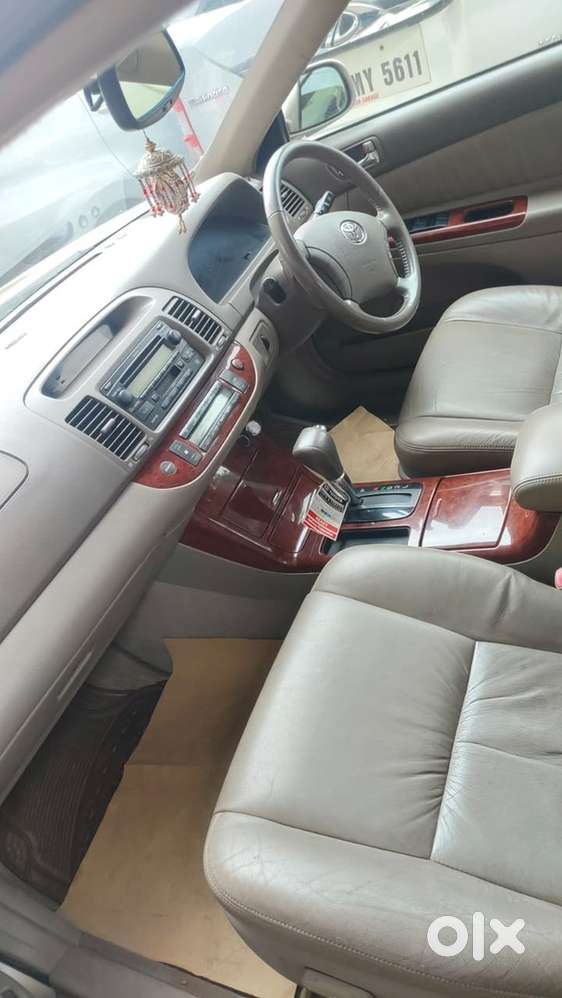 Toyota Camry Petrol Automatic