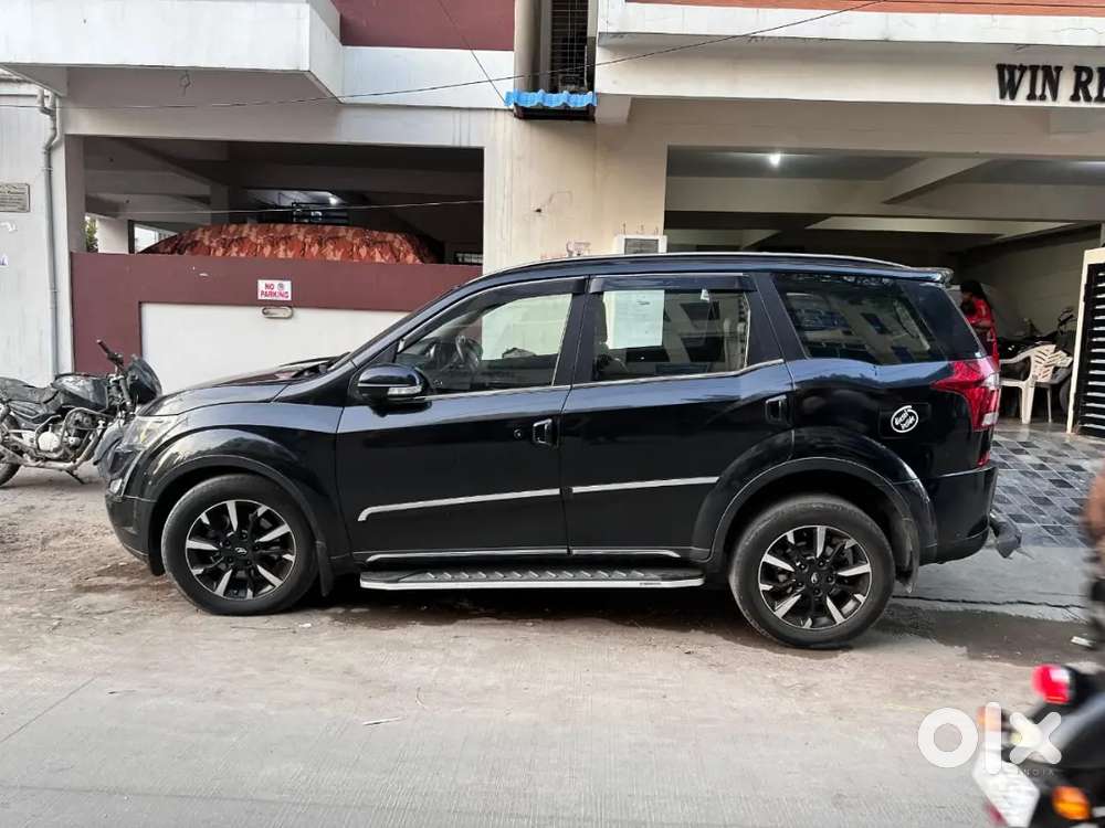 Mahindra Xuv500 W11 2021