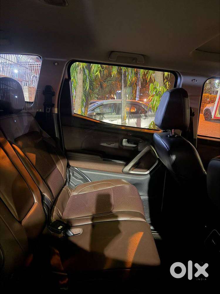 Mahindra Scorpio N Z8 L Petrol At 7 Str, 2016, Petrol