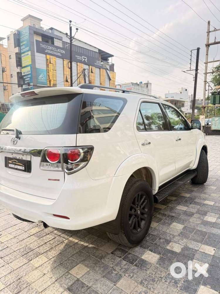 Toyota Fortuner 3.0 4x2 Automatic, 2015, Diesel