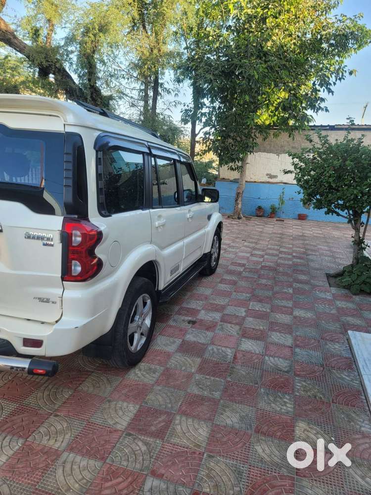 Mahindra Scorpio 2021 Diesel 82000 Km Driven