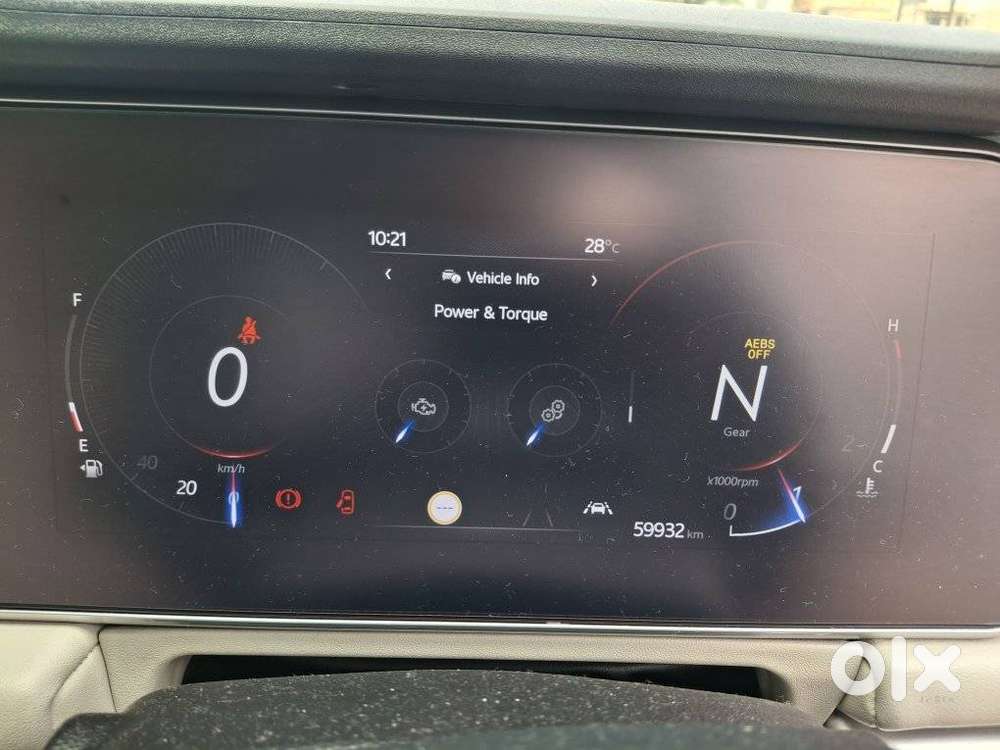 Mahindra Xuv700 2.2 Ax 7 Diesel Mt Luxury Pack Str, 2022, Diesel