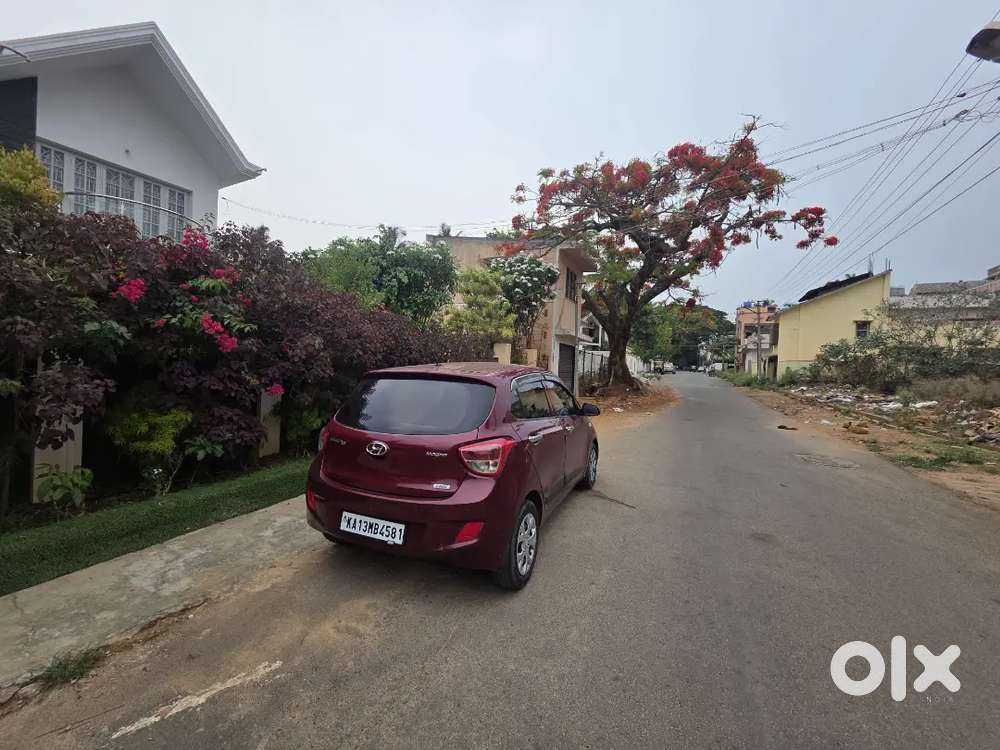 Hyundai Grand I10 2015 Diesel Well Maintained