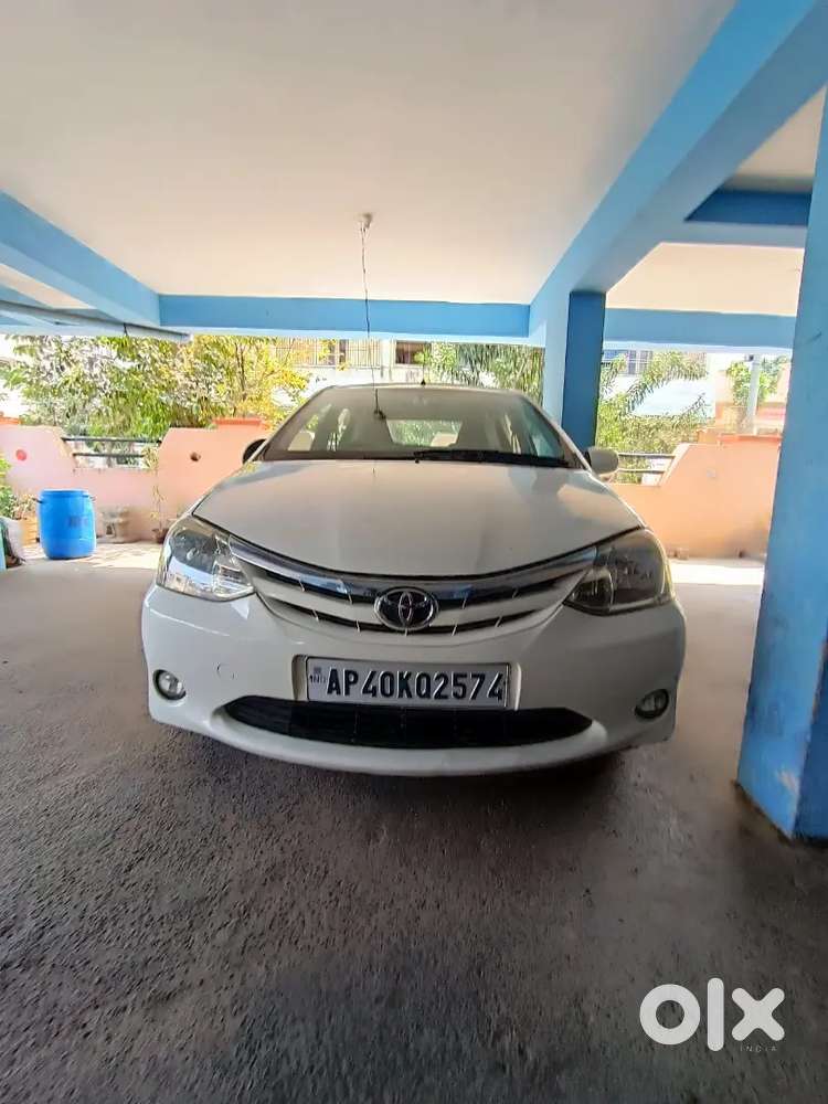 Toyota Etios 2011 Petrol Well Maintained