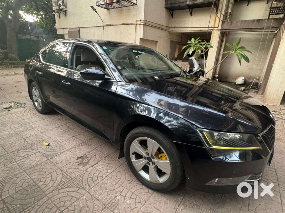 Skoda Superb Style 1.8 Tdi At