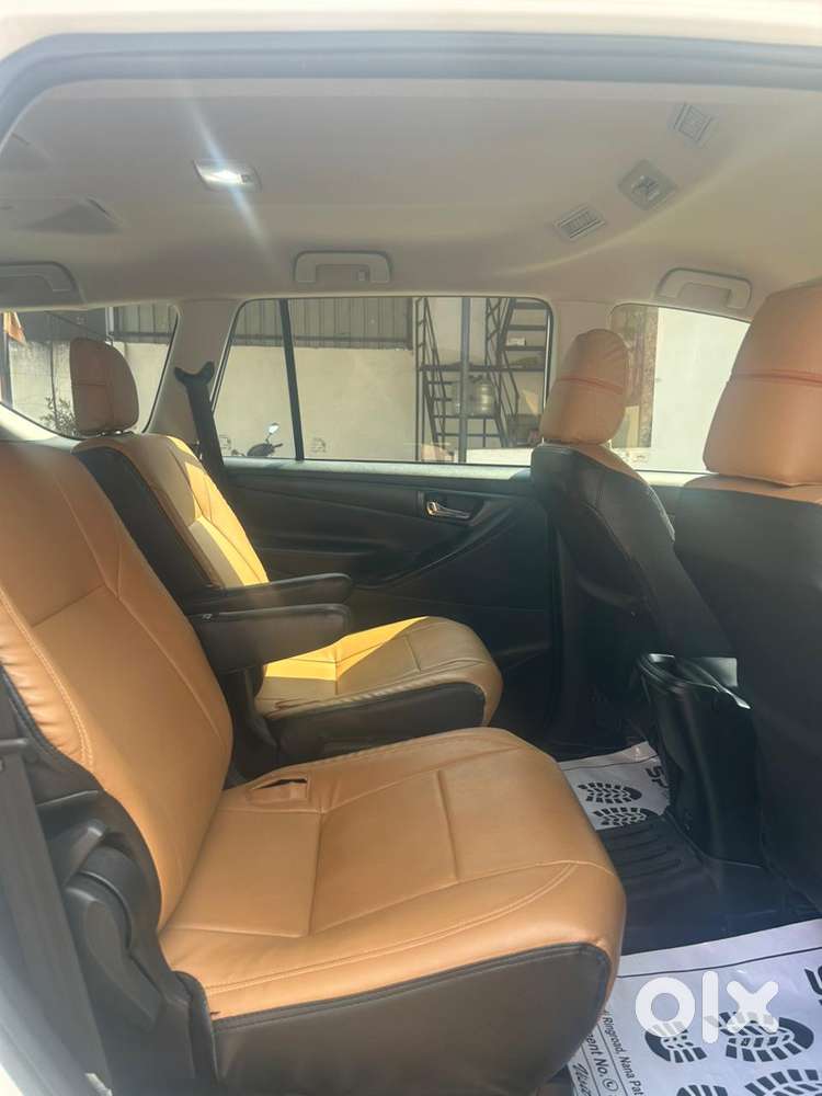 Toyota Innova Crysta