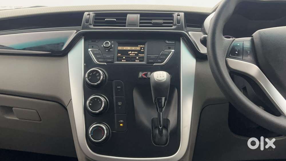 Mahindra Kuv 100 2016-2017 Mfalcon G80 K8, 2017, Petrol