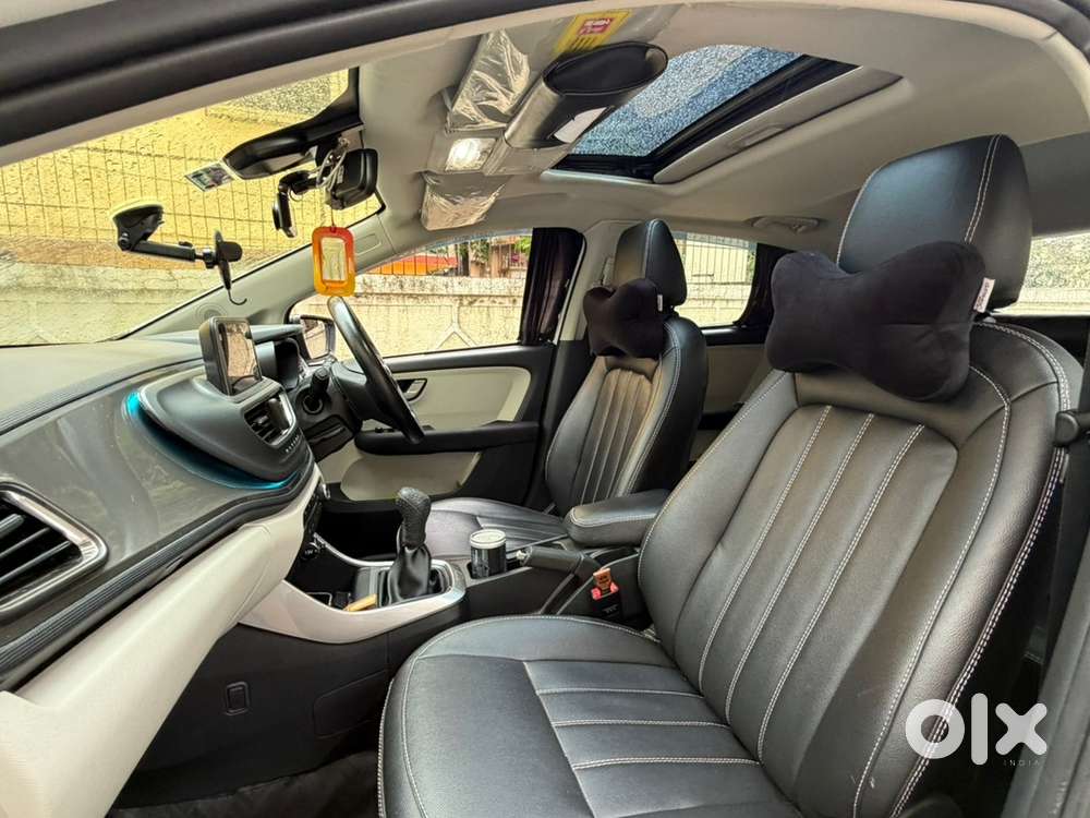 Tata Altroz 2023 Cng & Hybrids 30000 Km Driven