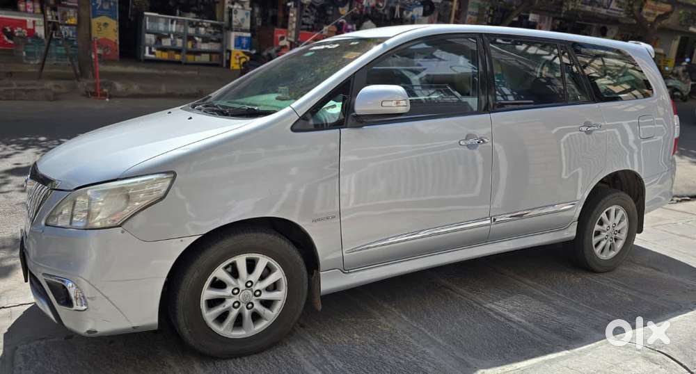 Toyota Innova 2.5 Vx 8 Str Bs-iii, 2014, Diesel