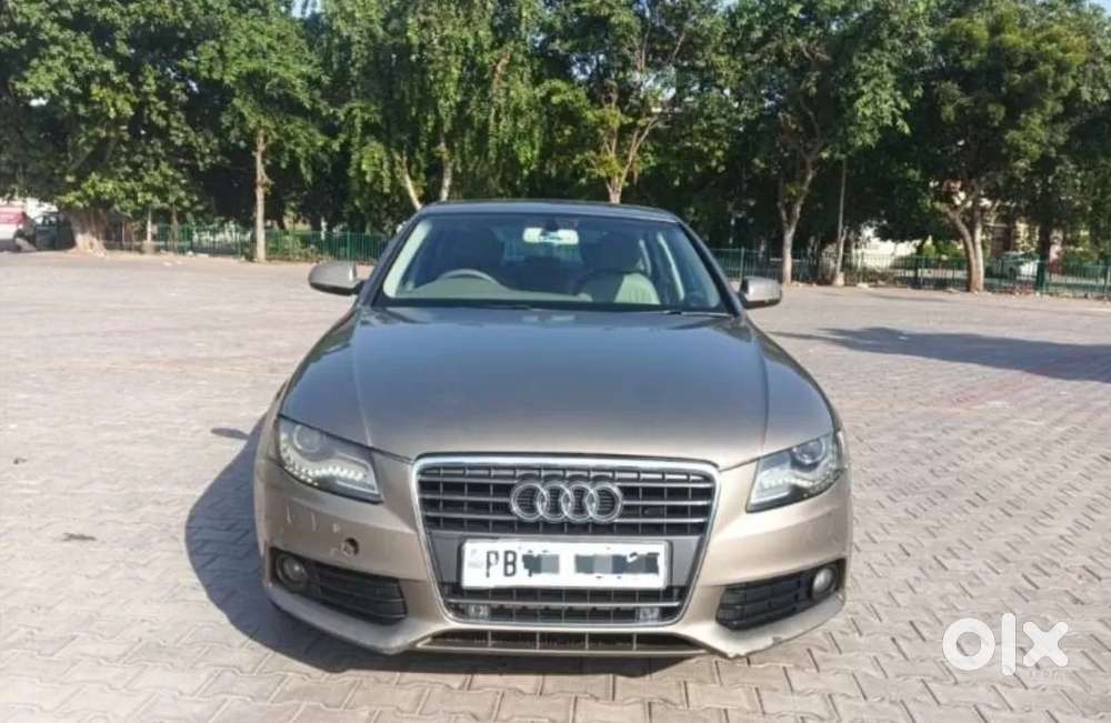 Audi A4, 2010, Petrol