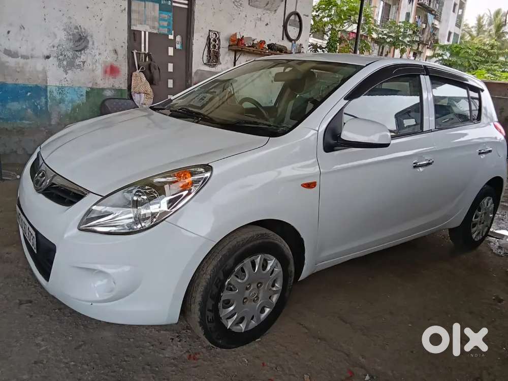 Hyundai I20 2011 Petrol 24000 Km Driven