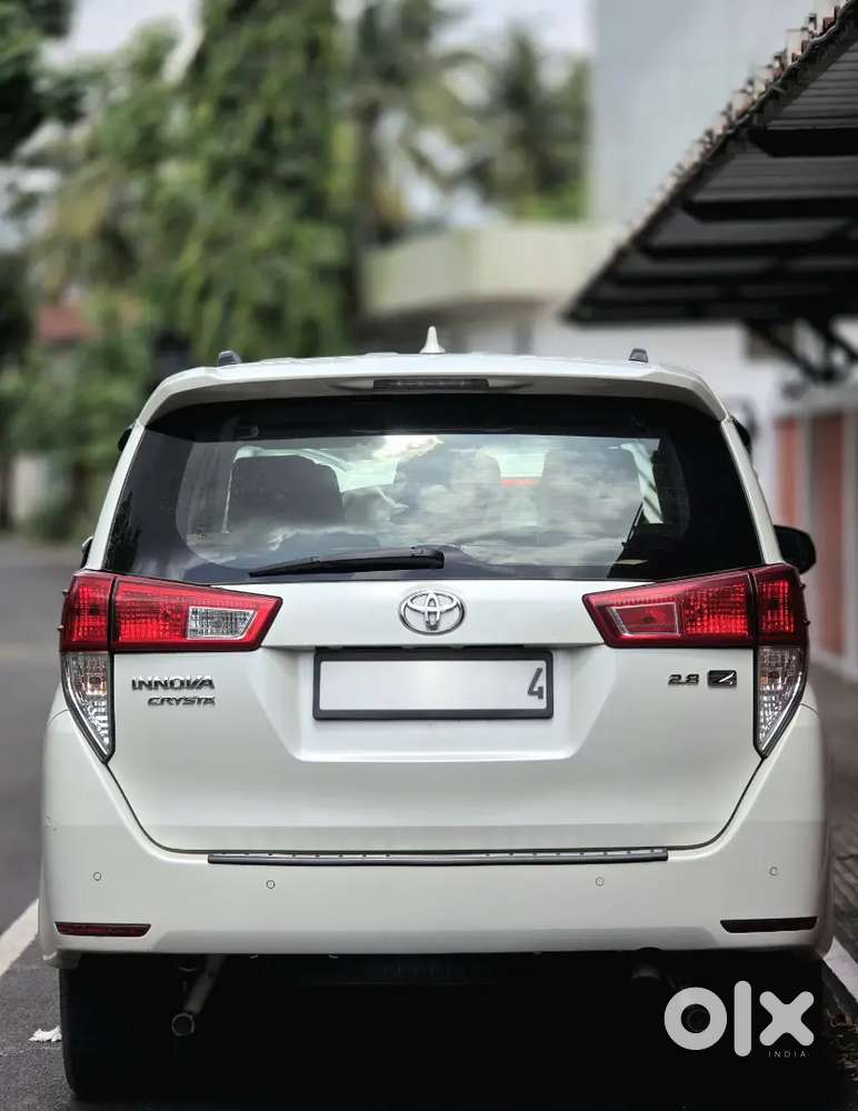 Toyota Innova Crysta 2019 Diesel Well Maintained