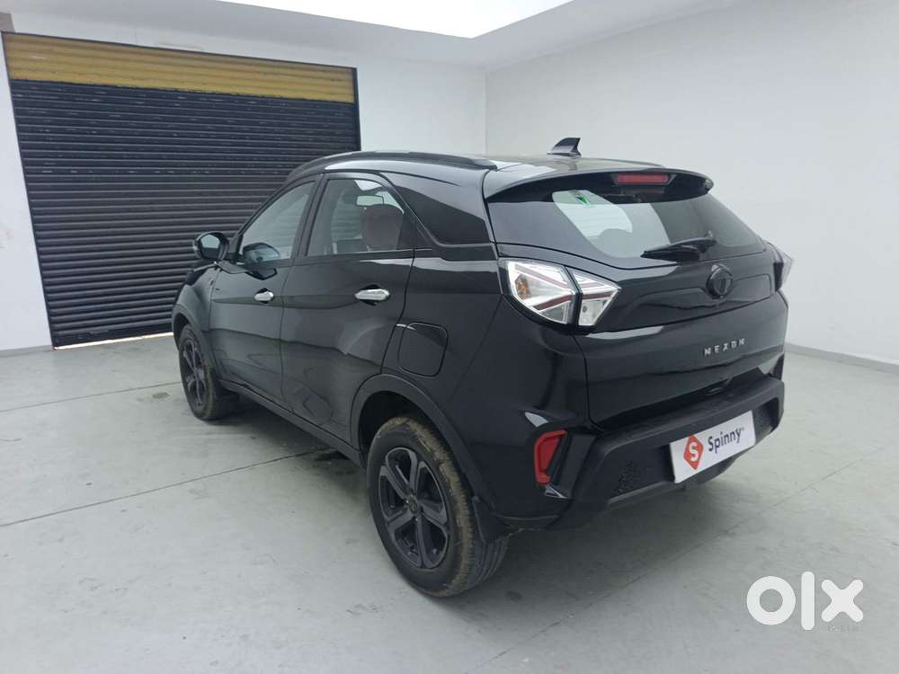 Tata Nexon 1.5 Revotorq Xza Plus Luxs Red Dark Edition Amt, 2023, Di..