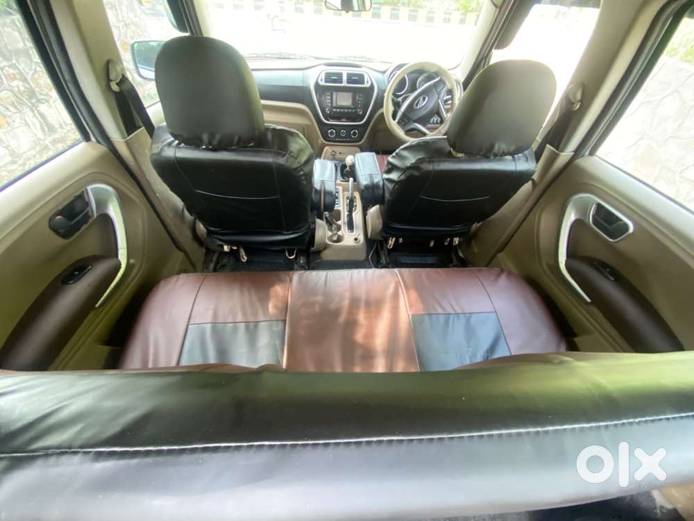Mahindra Tuv 300 2017