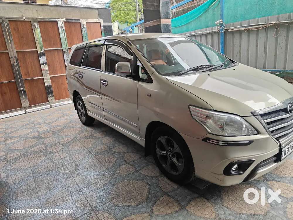 Toyota Innova Diesel 2015