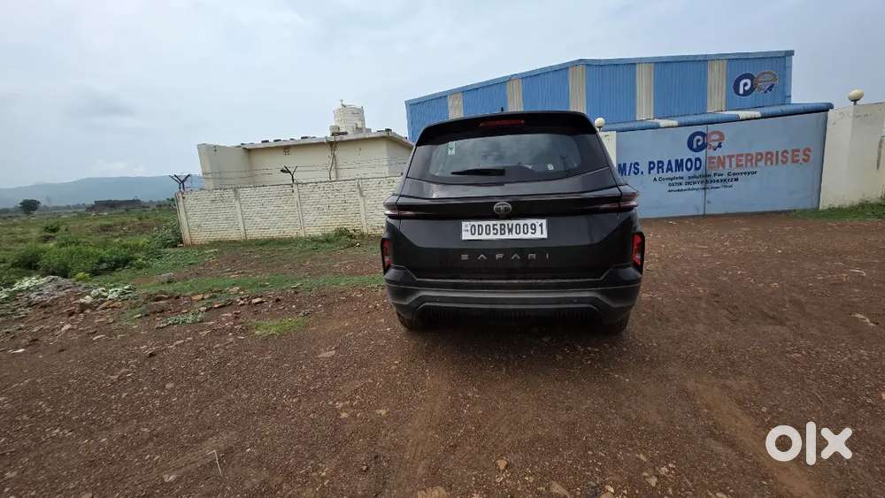 Tata Safari Pure Plus 2044 Diesel Manual
