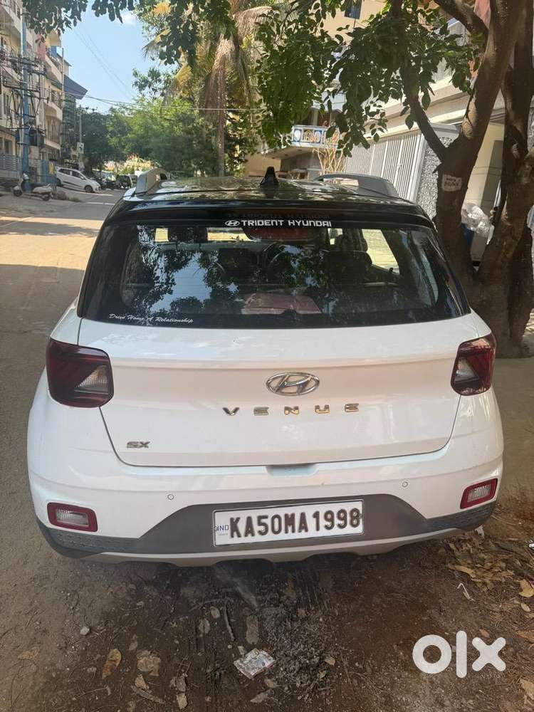 Hyundai Venue 2020 Diesel 154000 Km Driven
