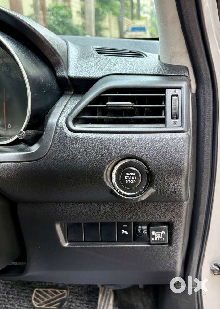 Maruti Suzuki Swift Amt Zxi Plus, 2019