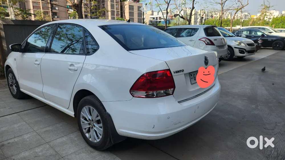 Volkswagen Vento 1.2 Highline Auto 2015 Petrol 86000 Km