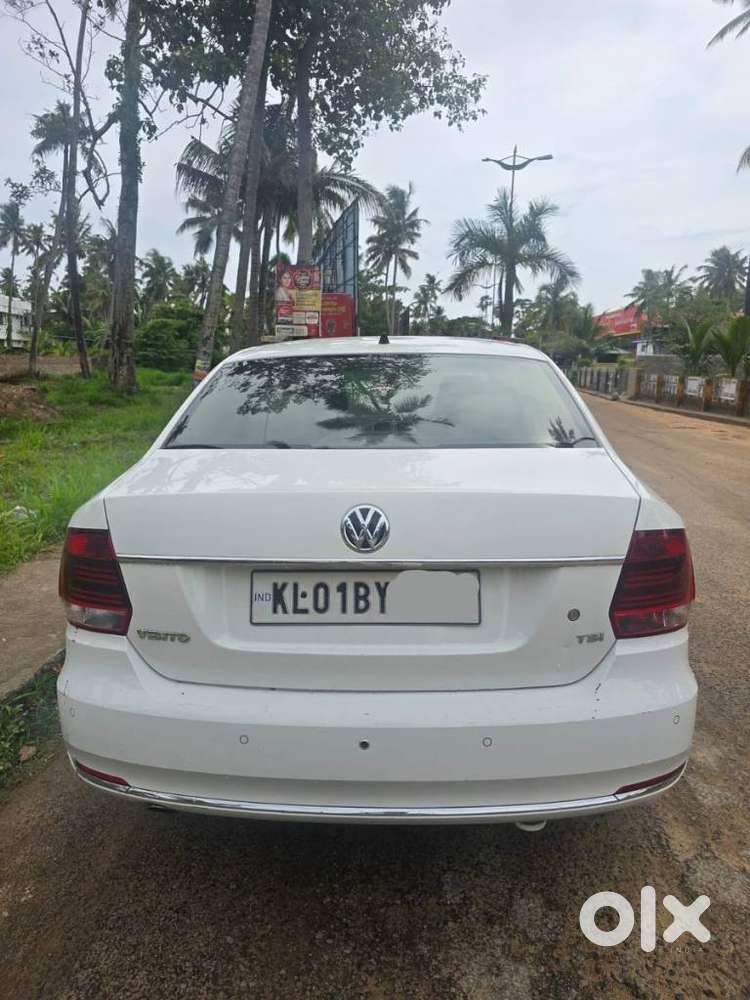 Volkswagen Vento Petrol Highline At, 2016, Petrol